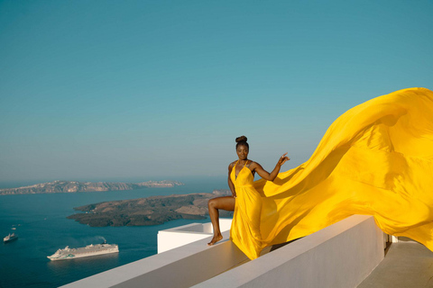 Santorini: Sessão de fotos particular com vestido voador30 minutos - Sessão de fotos com vestido esvoaçante