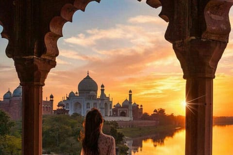 Golden Triangle 3 Days / 2 Nights Express Tour With Hotel