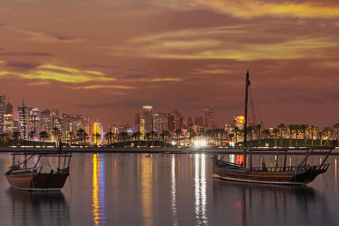 Doha: Traditionelle Dhow-Kreuzfahrt mit Abholung und Rücktransfer