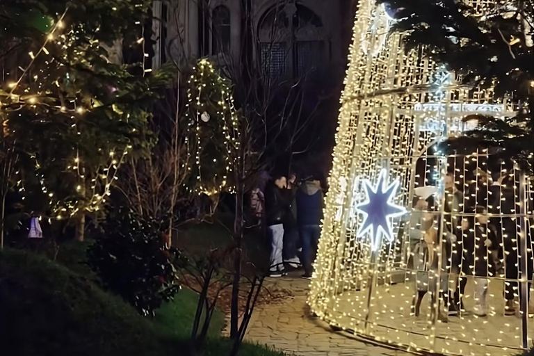 Natale a Santiago de Compostela: un viaggio tra luci e pietraNatale a Santiago: un tour tra luci e pietra