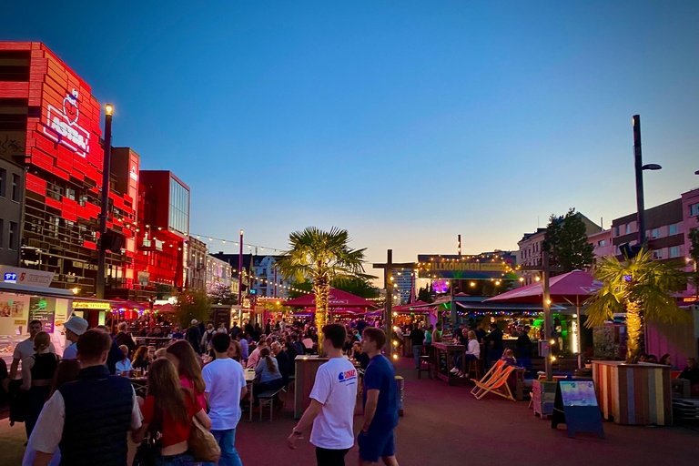 Hamburg: TITTEN-TINA'S Comedy Reeperbahn Tour Hamburg: TITTEN-TINA'S Comedy Reeperbahn Tour