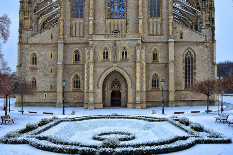 Prague: Private Transfer to Munich with Sightseeing + ticket Prague: Private Transfer to Munich + 4h Sightseeing + ticket