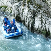 Samoëns: tour de rafting en aguas bravas en los Alpes franceses