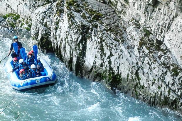 Samoëns: Wildwasser-Rafting-Tour in den französischen Alpen
