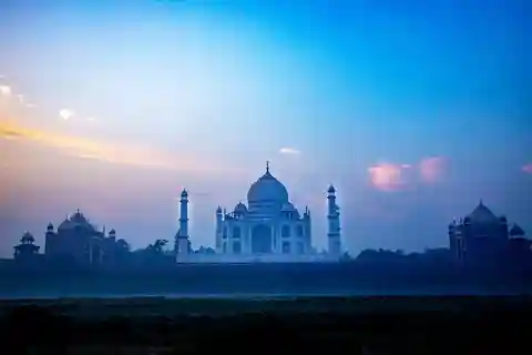 Da Jaipur: Tour dell'alba del Taj con Fatehpur Sikri e Abhaneri