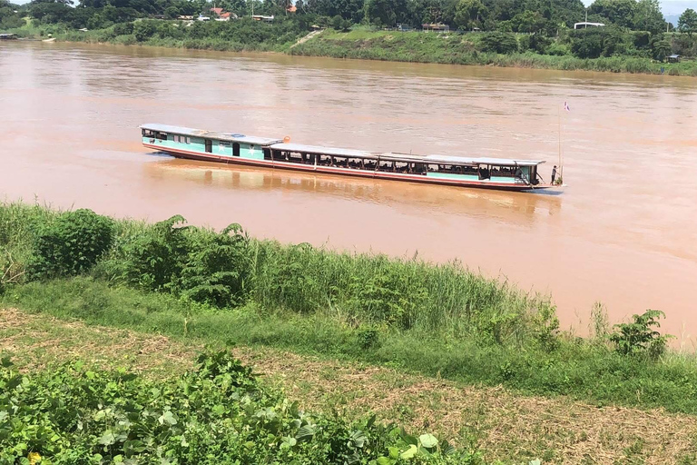 Z Chiang Rai powolną łodzią do Luang Prabang 2 dni 1 noc