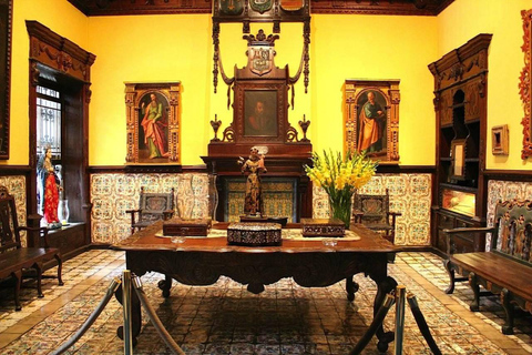 From Lima: Explore the Aliaga House with a guided tourFrom Cusco: Explore Casa de Aliaga with a Guided Tour.