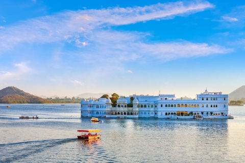 From Jaipur to udaipur via Pushkar Private tour by Cab