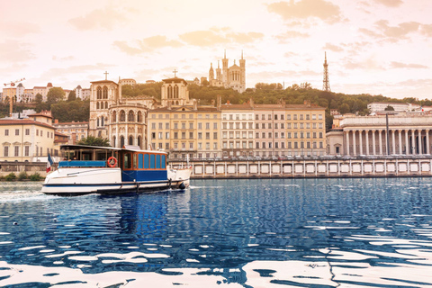 Lyon Old Town Tour with Vaporetto River Cruise Tickets 3-hour: Walking Tour & River Cruise