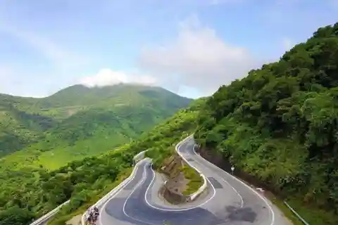 Hue To Hoi An Via Hai Van Pass & Fabulous Scenic Stops