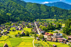 Exklusiv in Nagoya: Tour zum Shirakawa-go Gassho-Dorf & nach Takayama