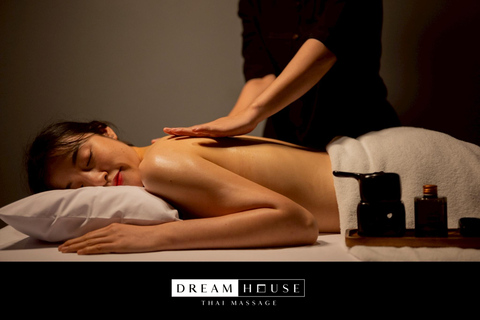 Bangkok: Dream House Thai Massage near Emquartier Aroma Oil Massage (60 mins)
