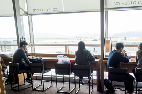 Busan Gimhae Airport (PUS): Premium Lounge Entry International Departures - 3-Hours