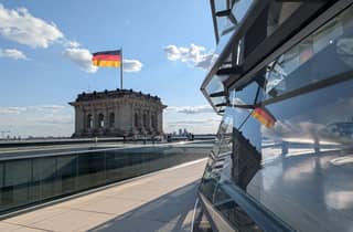 Berlin: Tour durch das Regierungsviertel und Besuch der Reichstagskuppel
