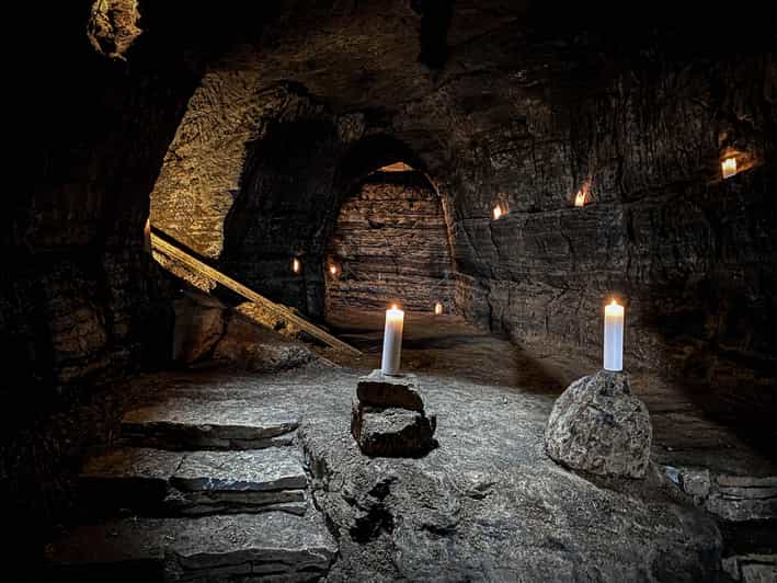 Hella: Guided Tour of Ancient Man-Made Caves