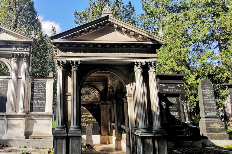 Private Tour: Wiener Zentralfriedhof 1. Tor und 2. Tor