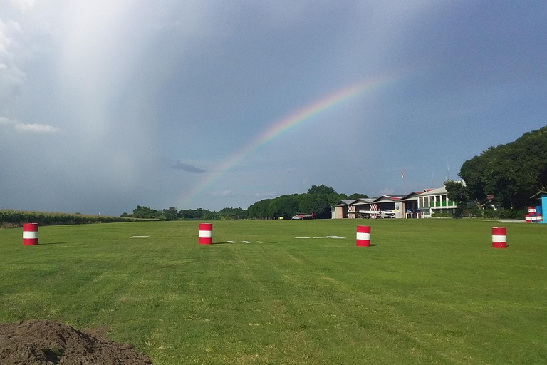 From Manila/Subic: Pampanga Cessna Scenic Flight Plane