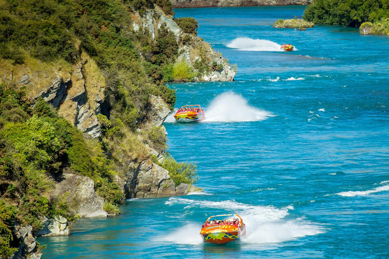 Queenstown: Jet Boat Adventure with Thunder Jet 30-Minute Experience