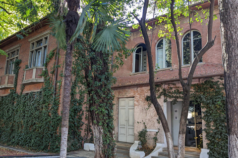 Durrës: Tirana Communist History Tour with Bunk’Art Museum