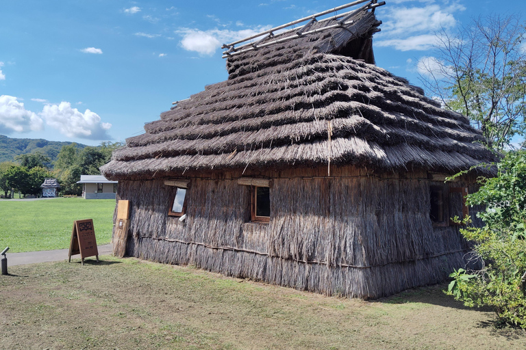 Hokkaido: Excursão cultural Ainu em Nibutani com entrada no museu