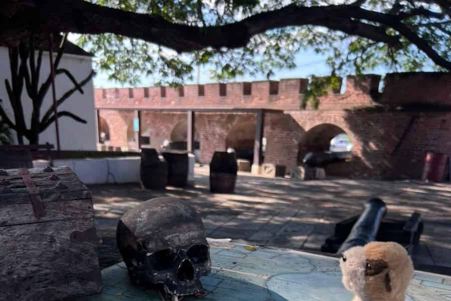 Ab Kingston: Private Halbtagestour nach Port Royal. Foto: GetYourGuide Ab Kingston: Private Halbtagestour nach Port Royal. Foto: GetYourGuide