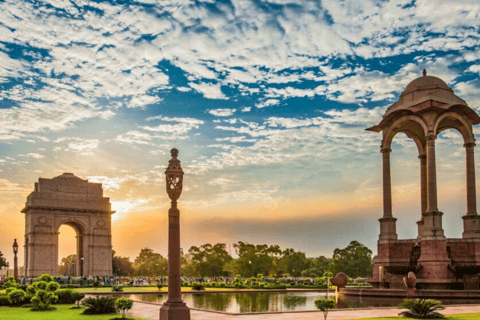 From Delhi: Private Guided Tour of Ancient and Modern Delhi Car with driver+Guide+Monuments Entrance+Lunch