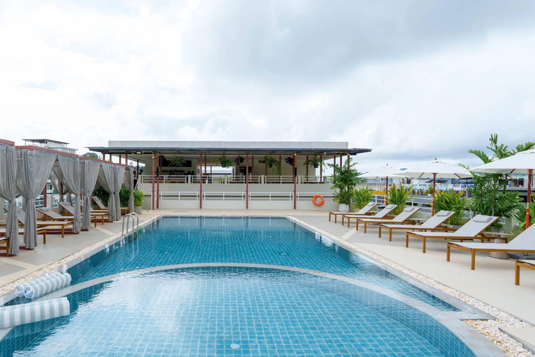 Phuket: Rooftop Cold Plunge and Thermal Therapy DayPass