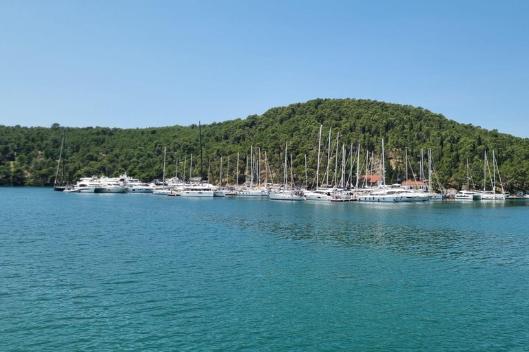 Tour por las cataratas de Krka por la tarde, con guía y entrada incluidosTour de tarde a las cataratas de Krka, con guía y entrada incluidos