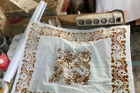 Bali: Batik Crafting Class with Local Instructor Making Batik with local Intructor (100 X 150)