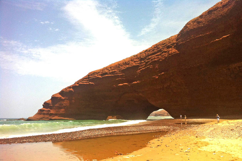 Agadir: 2-Day El Borj Desert Tour with Berber Camp Stay