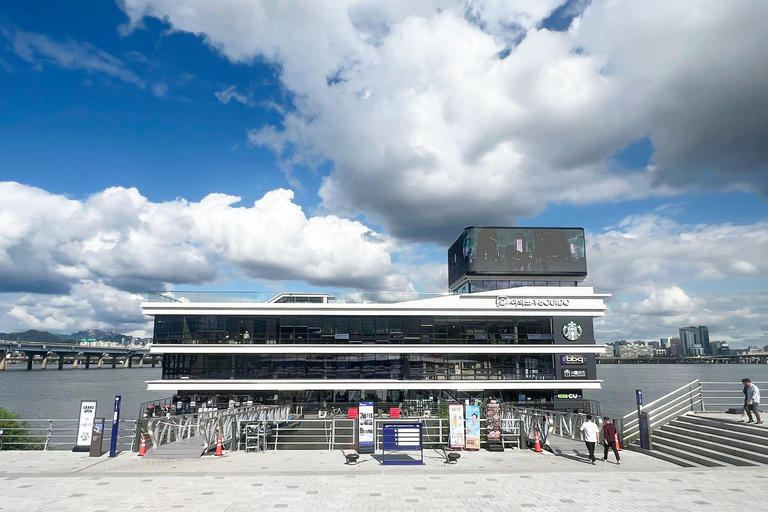 Seoul: Han River Bike Ride with Ramyeon Experience Seoul: Han River Bike Ride with Ramyeon Lunch