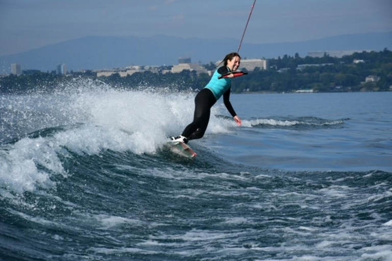 Geneva: Private Wakeboarding on Lake Geneva