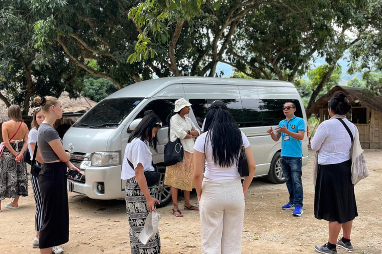 Chiang Rai: Popular Sightseeing Tour 7 places , Buffet Lunch Chiang Rai: Popular Sightseeing Tour 7 places ,Buffet Lunch