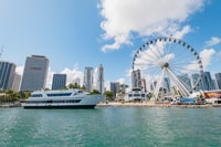 Miami combo, tournée en bus à toit ouvert et millionnaires Row Bay Cruise - Housity