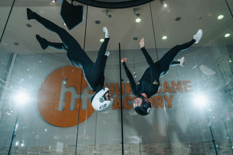 Prag: Hurricane Factory Indoor Skydiving Erlebnis
