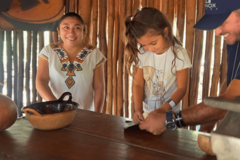 Z Riviera Maya: Wycieczka Ek Balam i Cenote z lunchem i odbioremZ Riviera Maya: Wycieczka, udogodnienia + lunch w pudełku + napoje