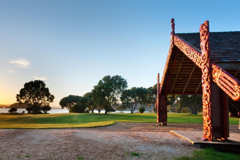 Bay of Islands HÅL I ROCKEN &amp; WAITANGI TREATY GROUNDS