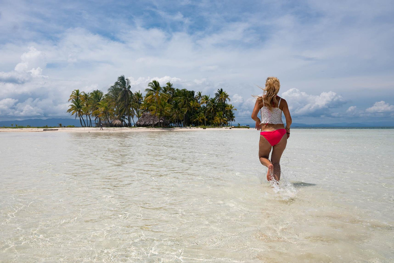 Panama City: Remote San blas Islands: Misdub, Yani and Pool