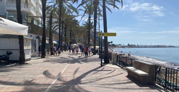 Marbella: Private Premium eBike Fahrradtour nach Puerto Banus inkl. Cafe