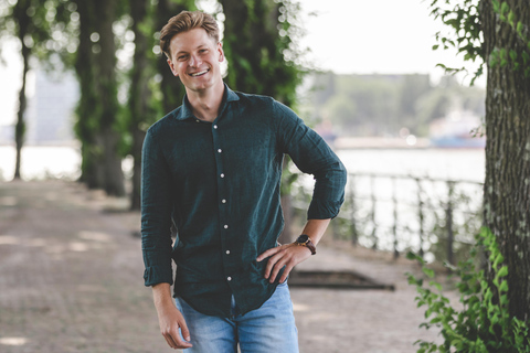 Rotterdam: Private Photoshoot with a Local Photographer