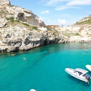 Cagliari: Bootstour, 4 Stopps, Schwimmen, Schnorcheln und 1 Spritz