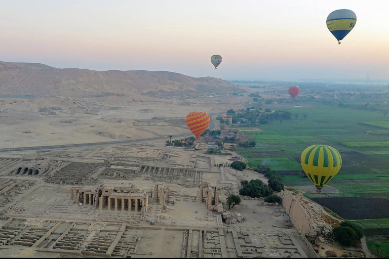 Luxor: passeio de balão de ar quente sobre as relíquias de Luxor