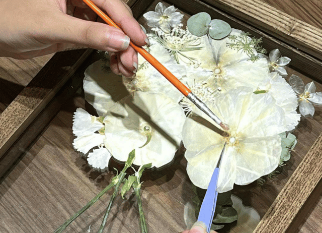 Ho Chi Minh City: Dried Flower Art Workshop in Saigon