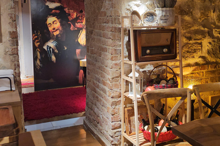 Tirana - Dua Vere – Albanian Wine Tasting Reserve Selection – with Barrel-Aged Raki (premium label)