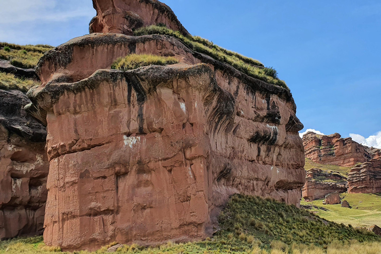 Excursion to Lampa, Pucará and Tinajani