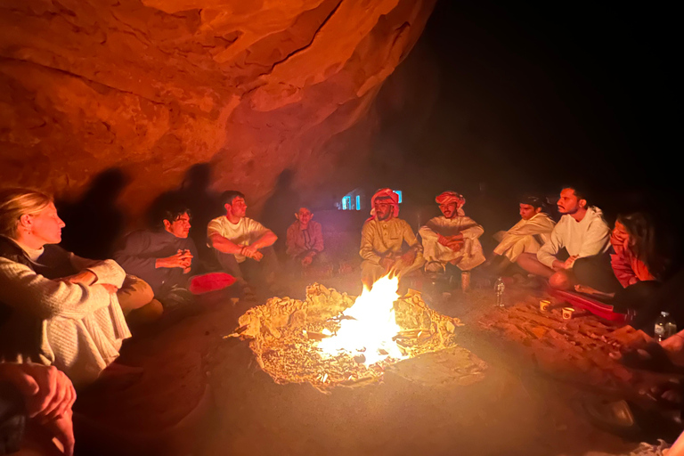 Wadi Rum: Cave Stargazing Experience