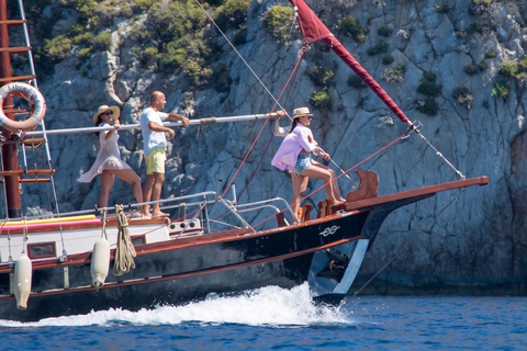 Sunset Cruise Athens Riviera – Half Day Swimming&BBQ onBoard