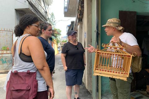 From Hanoi: Day Trip to 5 Traditional Handicraft Villages Small Group Tour