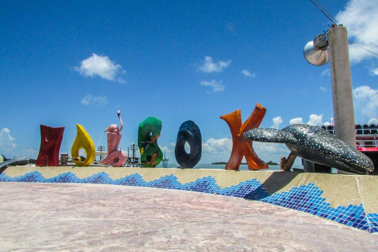 Holbox: Full-day tour to the island, cenote swim and lunch