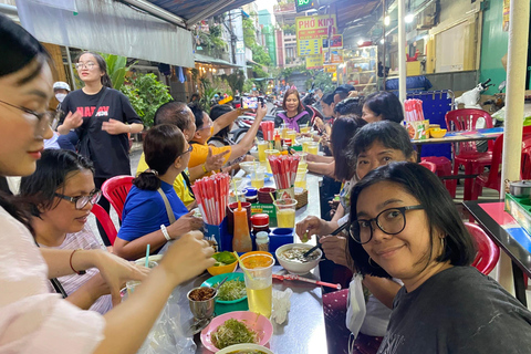 Ho Chi Minh City: wycieczka kulinarna z jedenastoma degustacjami na hulajnogach